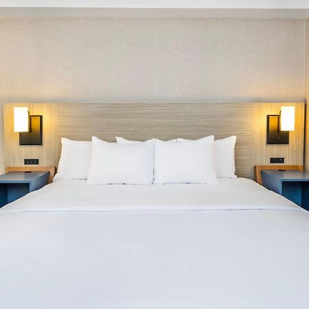 Comfort Inn Laval Exterior photo