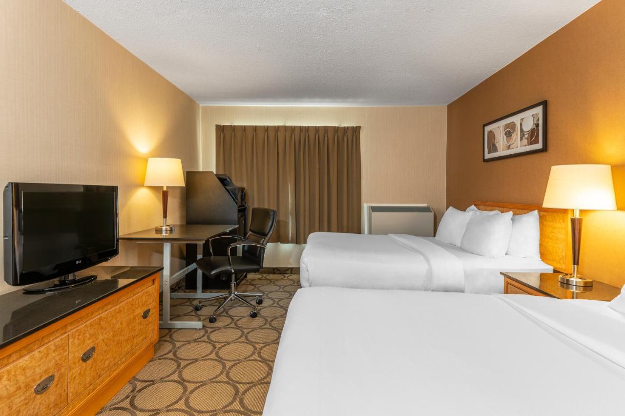 Comfort Inn Laval Exterior photo