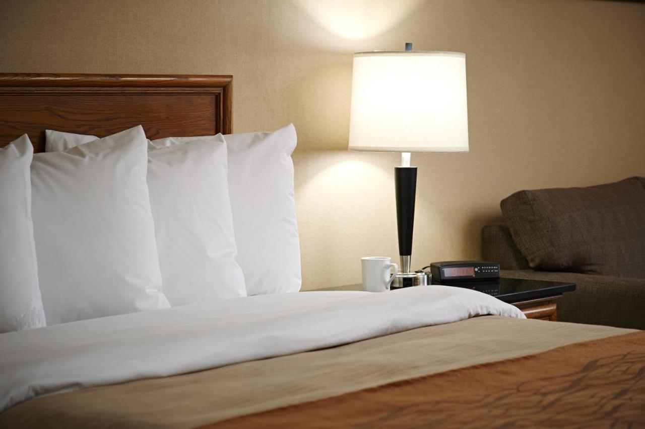 Comfort Inn Laval Exterior photo