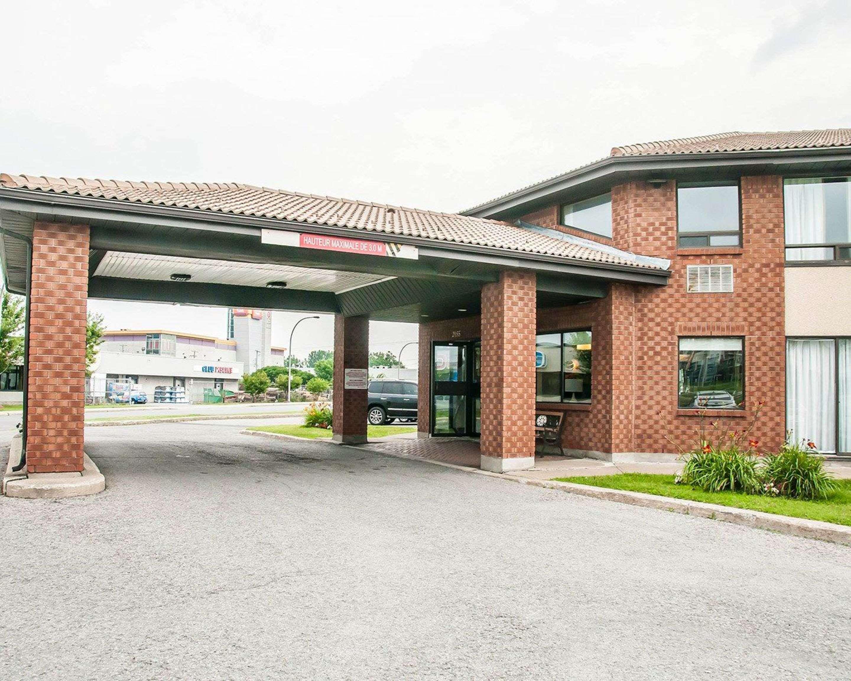 Comfort Inn Laval Exterior photo
