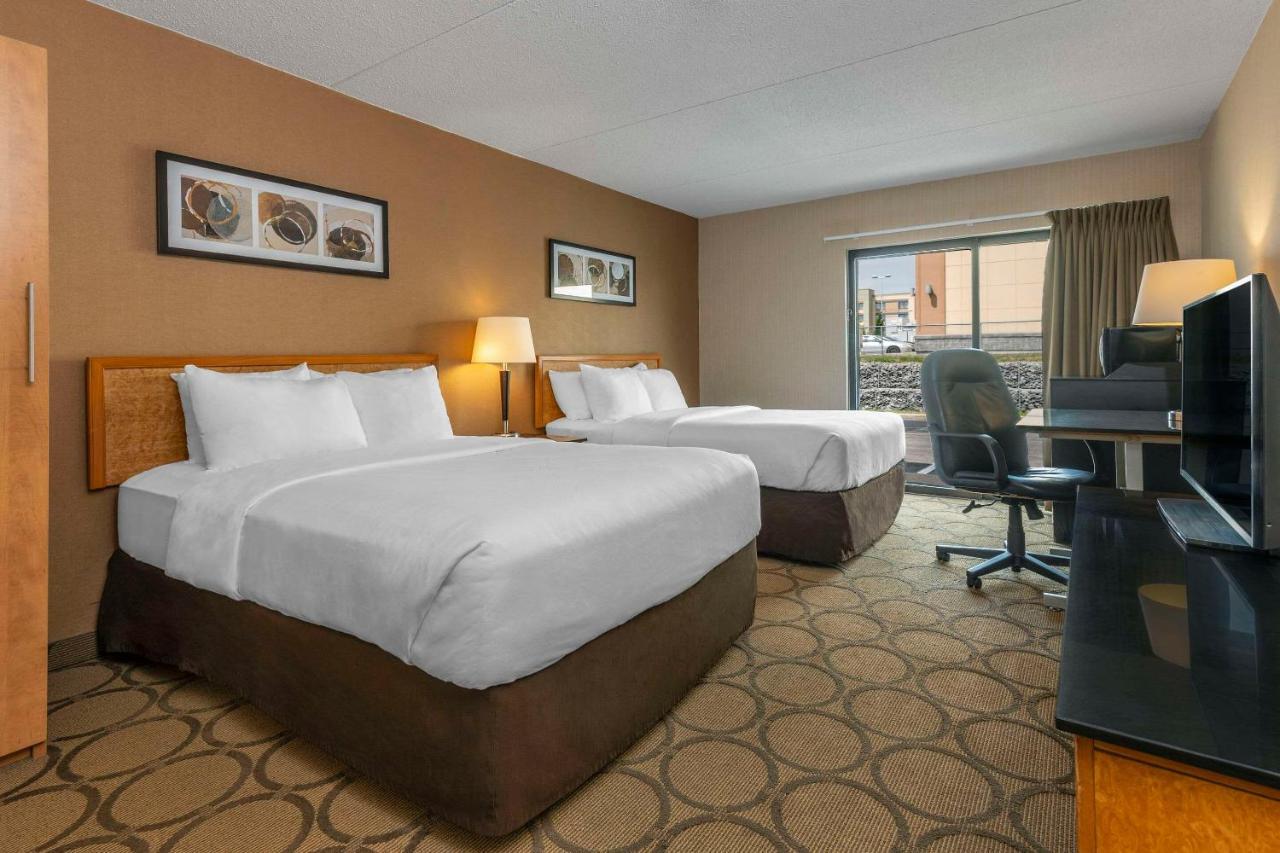 Comfort Inn Laval Exterior photo