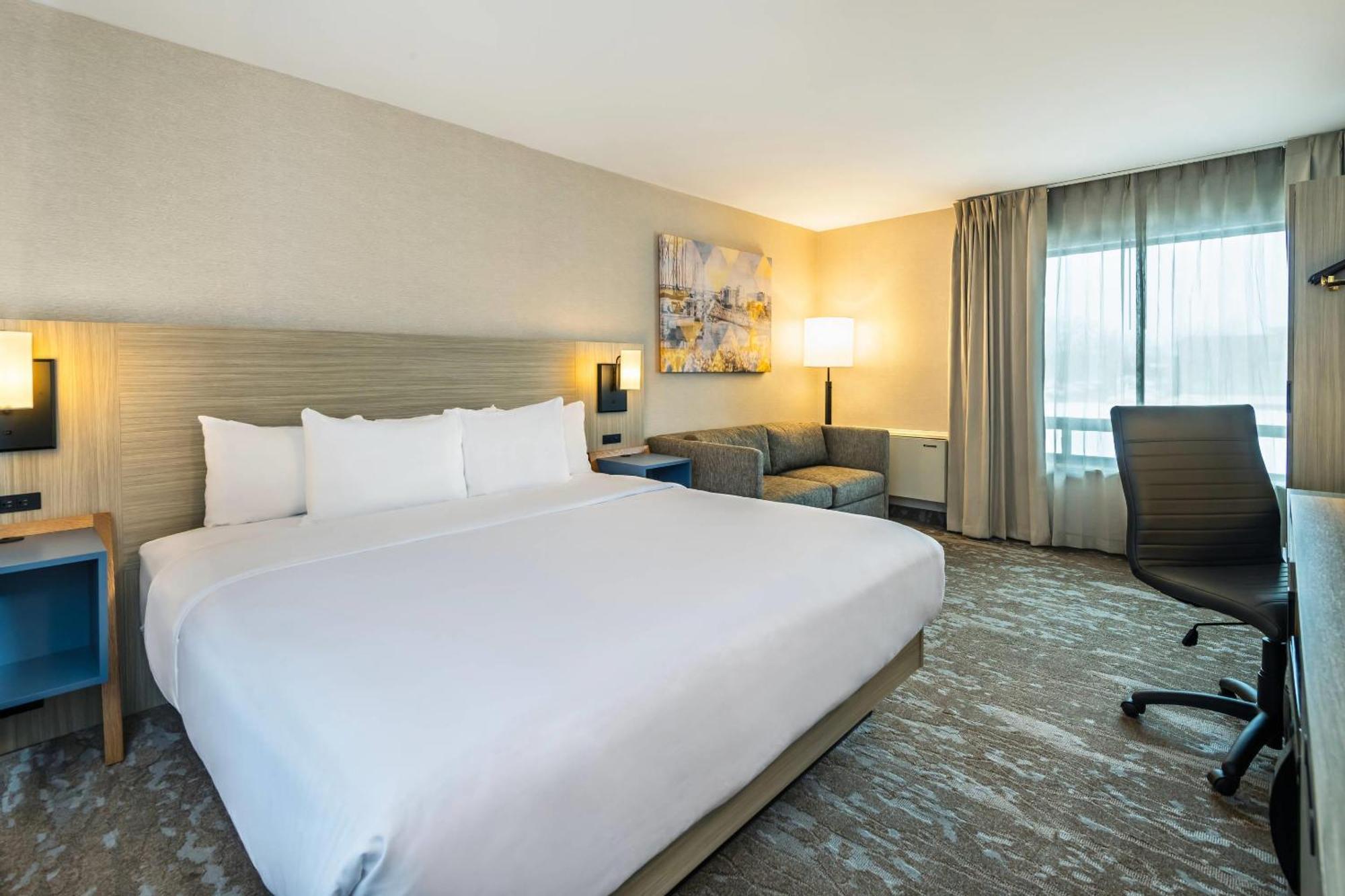 Comfort Inn Laval Exterior photo