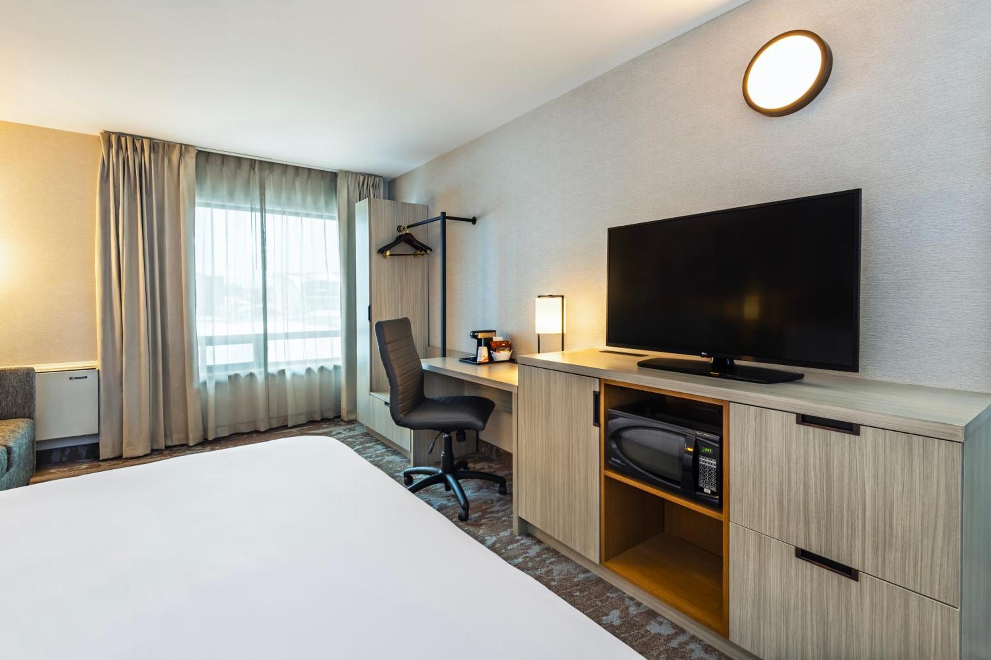 Comfort Inn Laval Exterior photo