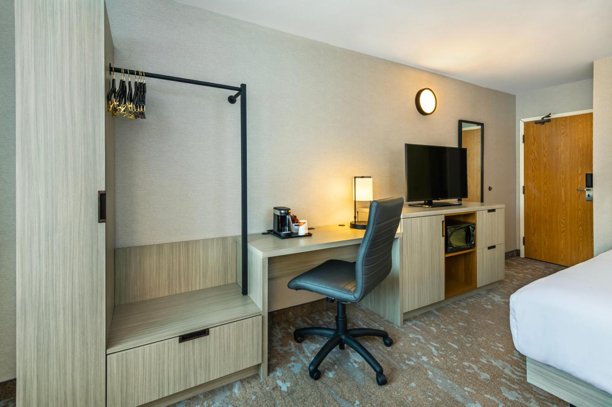 Comfort Inn Laval Exterior photo